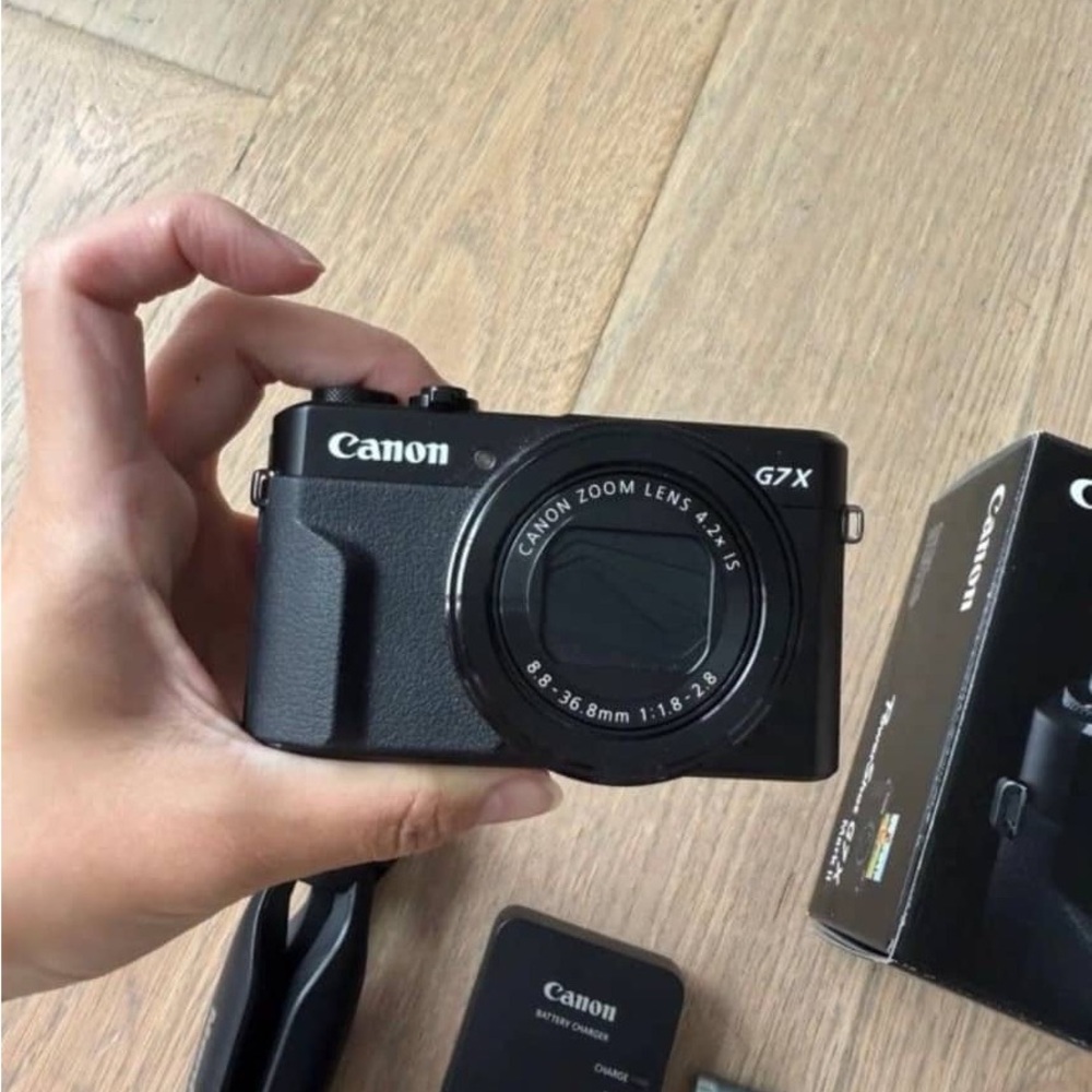 Canon Black G7X Mark II Digital Camera